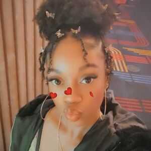 Meet your Posher, Ty